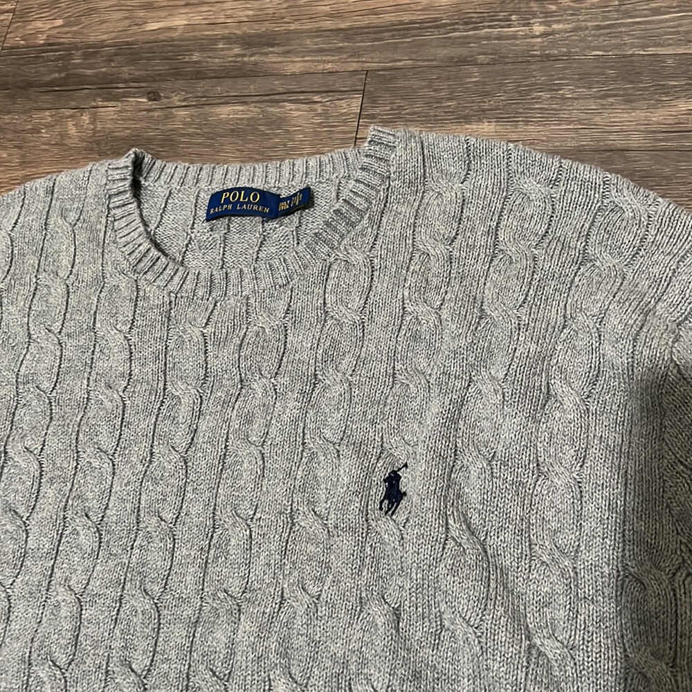 Polo sweater